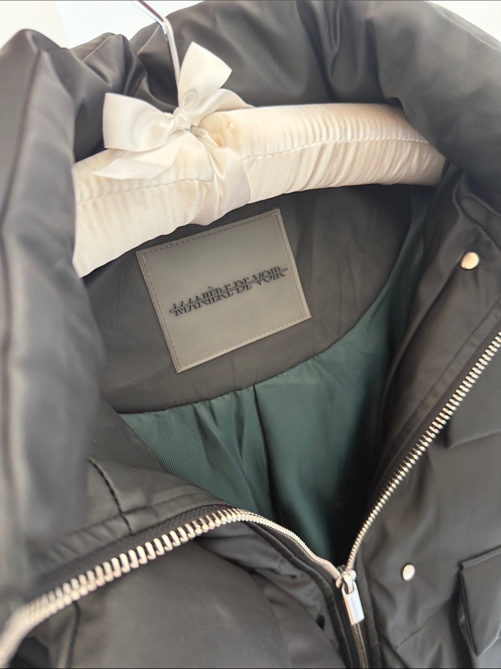 Maniere De Voir Black Cropped Puffer Jacket with Removable Hood S (UK 8) - Picture 6 of 11